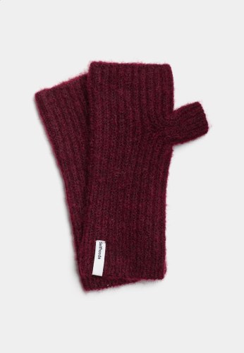 Fluffy_Half-Mittens-Accessories (1)